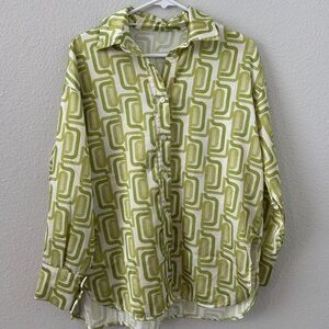 Green and White Patterned Button-Up Shirt